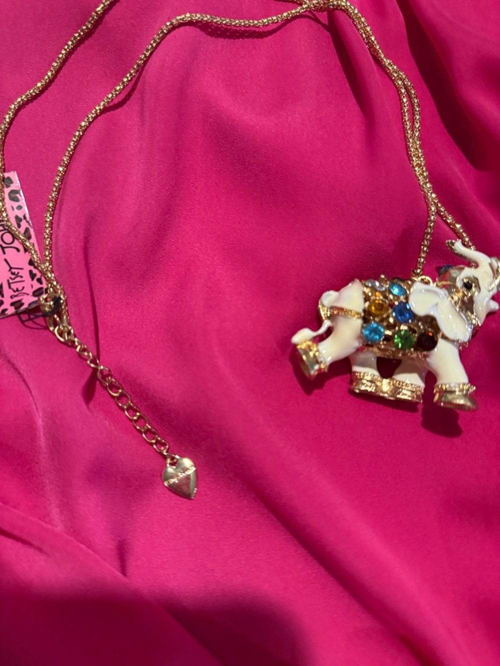 Betsey Johnson Elephant Necklace - Picture 3 of 8